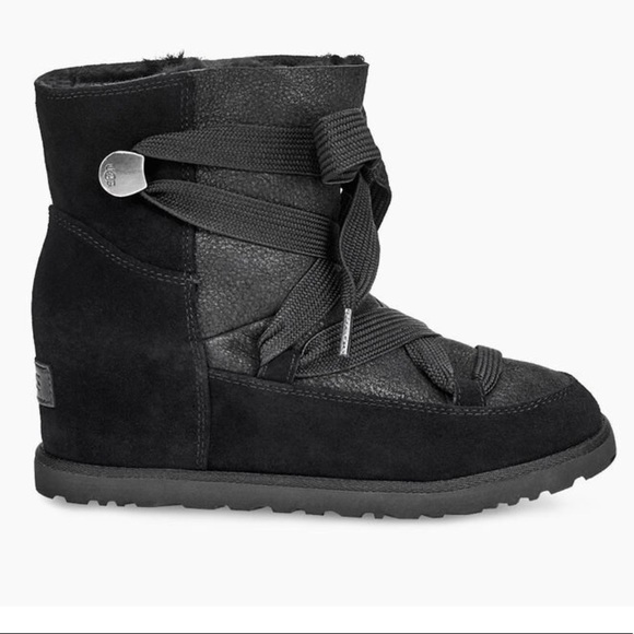 UGG CLASSIC FEMME LACE-UP BOOTS - Picture 2 of 8